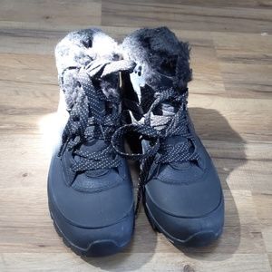 Merrell Women's Fur lined boots